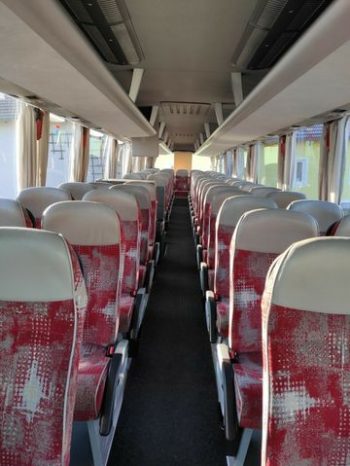 R 09 LIONS COACH voll