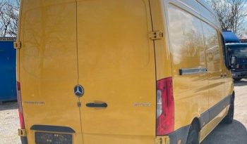 MERCEDES-BENZ 211 KASTENWAGEN voll